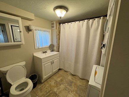 Oak Bluffs Martha's Vineyard vacation rental - Bathroom with Washer / Dryer