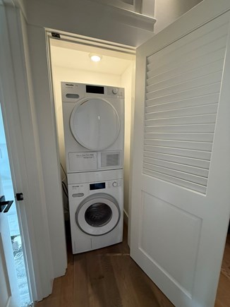 West Tisbury  Martha's Vineyard vacation rental - Washer/Dryer