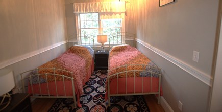 Oak Bluffs, East Chop Martha's Vineyard vacation rental - Twin Bedroom Upstairs