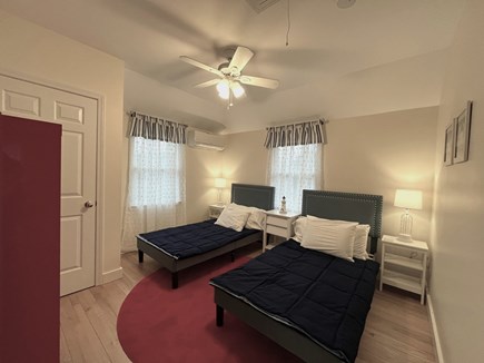 Oak Bluffs Martha's Vineyard vacation rental - Second level two twin bedroom