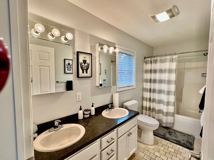 Oak Bluffs Martha's Vineyard vacation rental - Master bedroom bathroom