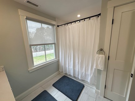 Oak Bluffs Martha's Vineyard vacation rental - The shared hall bath has a tub and shower.