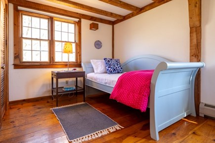 Chilmark, Menemsha Martha's Vineyard vacation rental - Twin bed in this downstairs bedroom