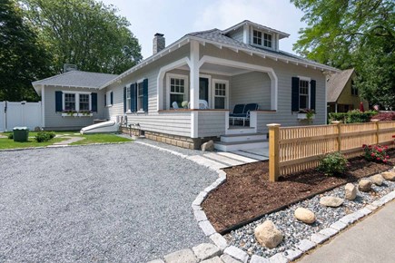 Edgartown Village Martha's Vineyard vacation rental - Front Entryway to The Bungalow