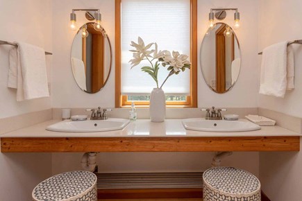 Oak Bluffs Martha's Vineyard vacation rental - Primary Bath has Double Vanity, Tub & Shower