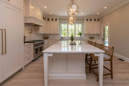 Edgartown, Katama Martha's Vineyard vacation rental - Commercial Stainless And Cabinet-Fronted Appliances