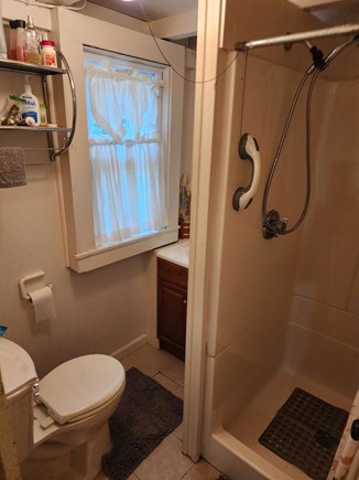 Oak Bluffs Martha's Vineyard vacation rental - Full bath 1st floor