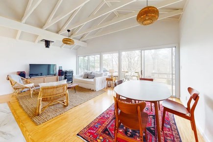 Chilmark Martha's Vineyard vacation rental - Cozy, contemporary cottage.