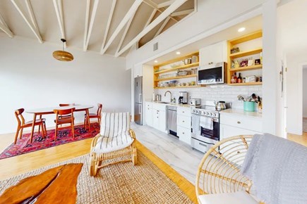 Chilmark Martha's Vineyard vacation rental - Cozy, contemporary cottage.