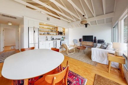 Chilmark Martha's Vineyard vacation rental - Cozy, contemporary cottage.