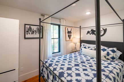 Edgartown Martha's Vineyard vacation rental - First floor bedroom with queen