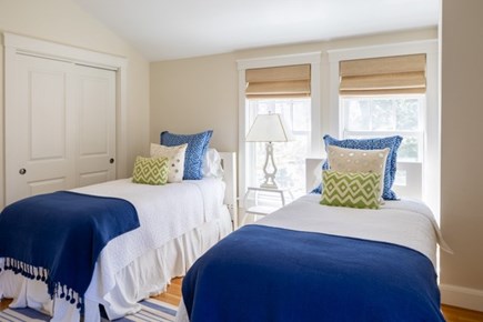 Vineyard Haven Martha's Vineyard vacation rental - Twins can be configured as a King