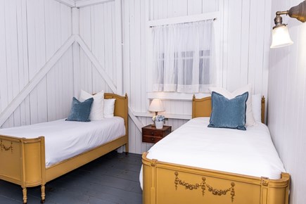 Oak Bluffs Martha's Vineyard vacation rental - Photo Taken by Dena Porter - Twin Bedroom