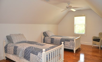 Katama-Edgartown Martha's Vineyard vacation rental - Upstairs twin bedroom