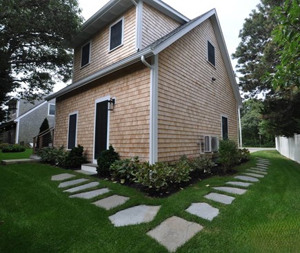 Katama-Edgartown, Katama Martha's Vineyard vacation rental - Entrance behind driveway