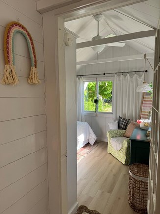 West Tisbury, Martha’s Vineyard, West Tisbur Martha's Vineyard vacation rental - Step Down to Queen Bedroom