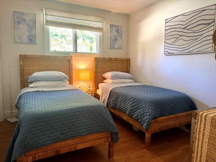 Oak Bluffs Martha's Vineyard vacation rental - Guest with 2 twins or can be made to king