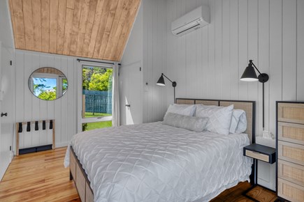 Oak Bluffs Martha's Vineyard vacation rental - Queen bedroom