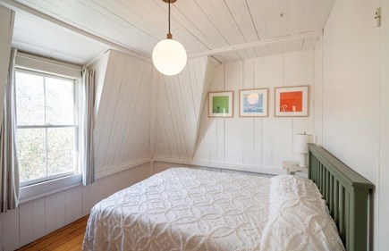 Oak Bluffs Martha's Vineyard vacation rental - Upstairs BR with 1 queen bed