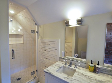 West Tisbury Martha's Vineyard vacation rental - Primary ensuite