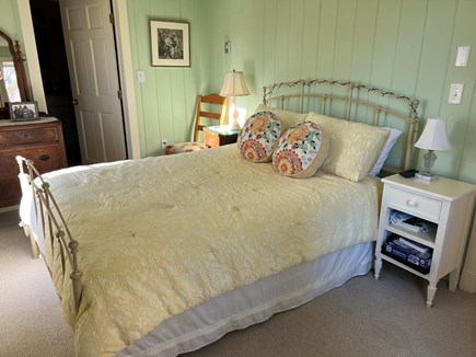 Edgartown  Martha's Vineyard vacation rental - Main Level bedroom with queen bed and walkthrough full bath.