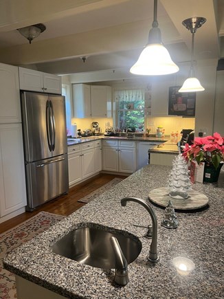 Edgartown  Martha's Vineyard vacation rental - Kitchen with island and granite countertops.