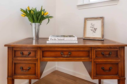 Edgartown Martha's Vineyard vacation rental - Desk Area