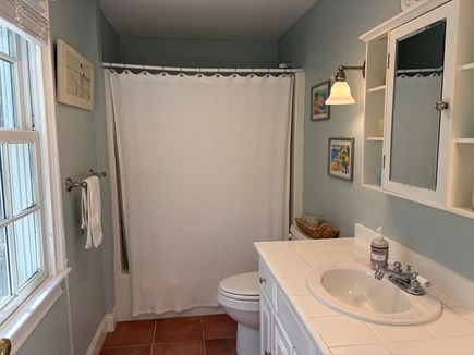 Edgartown Martha's Vineyard vacation rental - First floor bathroom
