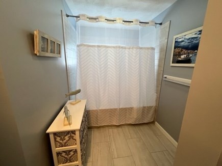 Oak Bluffs Martha's Vineyard vacation rental - Master Bath