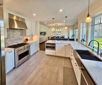 Oak Bluffs Martha's Vineyard vacation rental - Large gourmet kitchen, stainless appliances & 6 burner cooktop