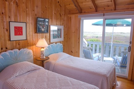 West Tisbury Martha's Vineyard vacation rental - BR2 (2) Twin Beds En Suite with Tub Shower Combo, First Floor