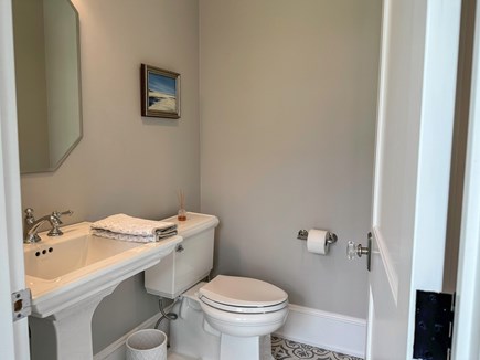 Oak Bluffs Martha's Vineyard vacation rental - Powder Room, First Floor