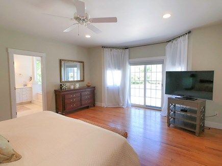 West Tisbury Martha's Vineyard vacation rental - BR1 King En Suite, First Floor