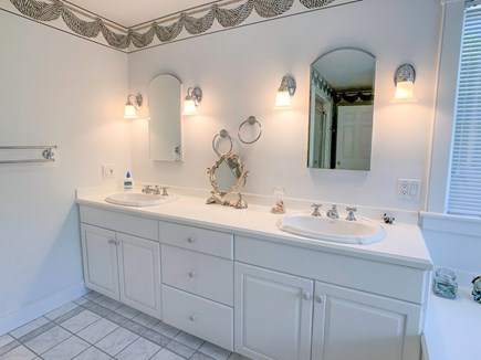 West Tisbury Martha's Vineyard vacation rental - BR2 Queen En Suite with Shower Stall and Tub, Second Floor