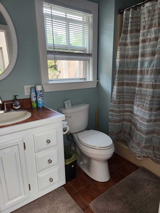 Oak Bluffs Martha's Vineyard vacation rental - Bathroom