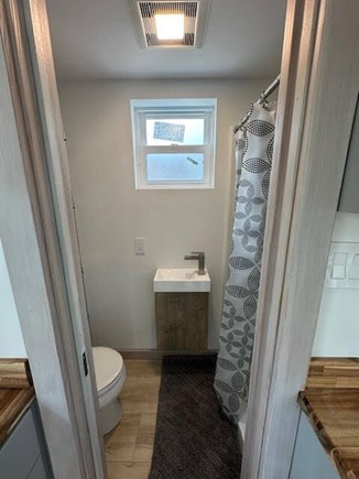 Oak Bluffs Martha's Vineyard vacation rental - Bathroom