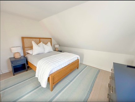 West Tisbury, Lambert's Cove Martha's Vineyard vacation rental - Upstairs Bedroom - Queen