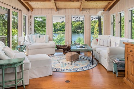Oak Bluffs, Sengekontacket Martha's Vineyard vacation rental - Cozy Sunroom