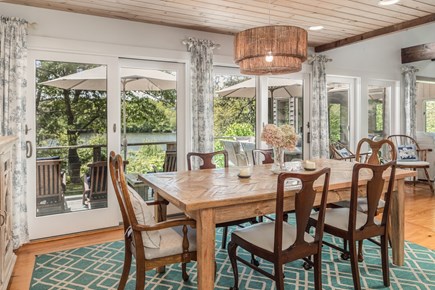 Oak Bluffs, Sengekontacket Martha's Vineyard vacation rental - Dining Area