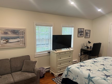Oak Bluffs Martha's Vineyard vacation rental - 1 Floor King with full sofa bed and desk