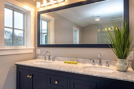 Vineyard Haven Martha's Vineyard vacation rental - Double vanity bathroom