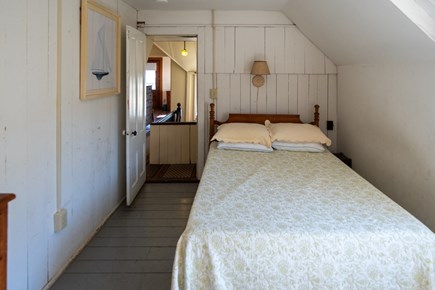 Oak Bluffs, Ocean Park Martha's Vineyard vacation rental - Double Bedroom