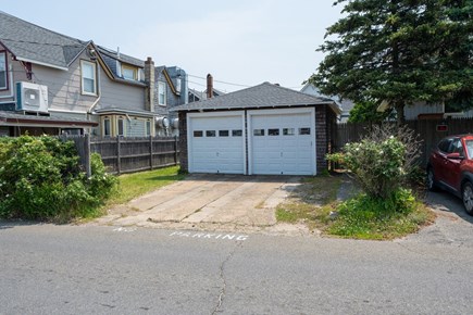 Oak Bluffs, Ocean Park Martha's Vineyard vacation rental - Parking for 2 vehicles