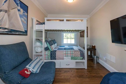 Katama-Edgartown Martha's Vineyard vacation rental - Den with bunk beds