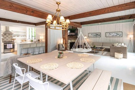 Edgartown Martha's Vineyard vacation rental - Dining Area