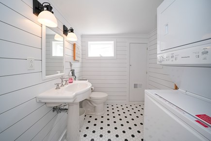 Oak Bluffs Martha's Vineyard vacation rental - 1st Floor 1/2 Bath and Laundry area