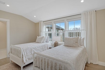 Edgartown Martha's Vineyard vacation rental - BR7 (2) Twin Beds En Suite, Second Floor