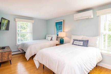 Edgartown Martha's Vineyard vacation rental - Double full bedroom with private bath and shower.