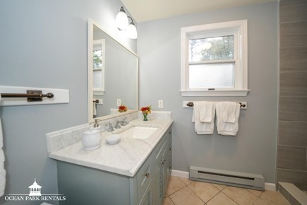 Oak Bluffs Martha's Vineyard vacation rental - 1st Floor Bathroom View #1