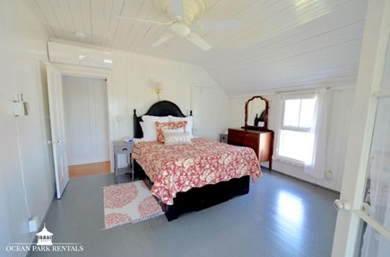 Oak Bluffs, Ocean Park Martha's Vineyard vacation rental - Master Bedroom Queen